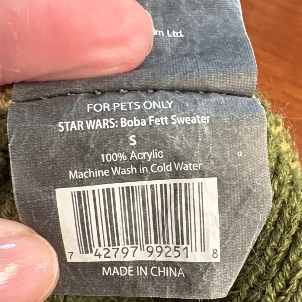 Star Wars Boba Fett Dog Sweater - Green and Yellow size small/medium